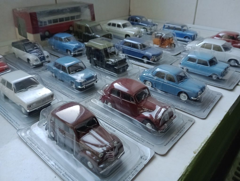 Kultowe auta PRL modele samochodów Opel , Simson, Gaz, Ikarus 1:43