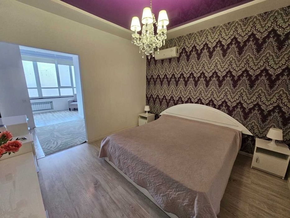 Продам 3-к квартиру (91м2) в кирпиче, ж/м Солнечный, пер. Любарского