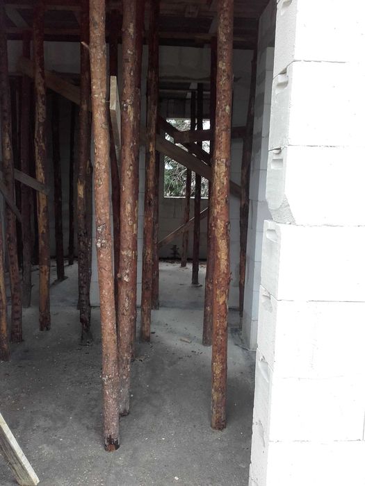 stemple budowlane drewniane