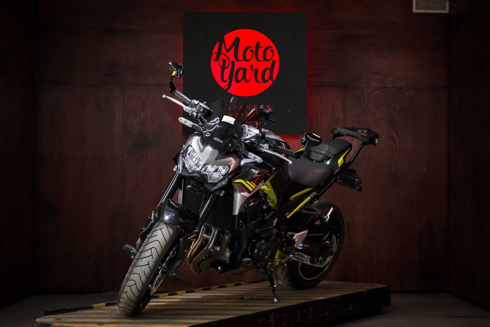 Kawasaki Z900 із Японії
