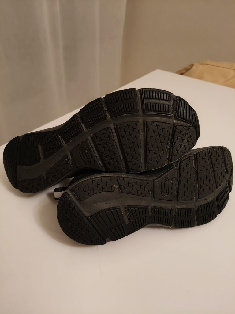 Tênis da Decathlon 39