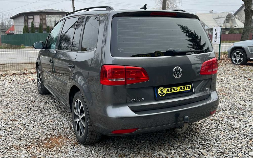 Volkswagen Touran