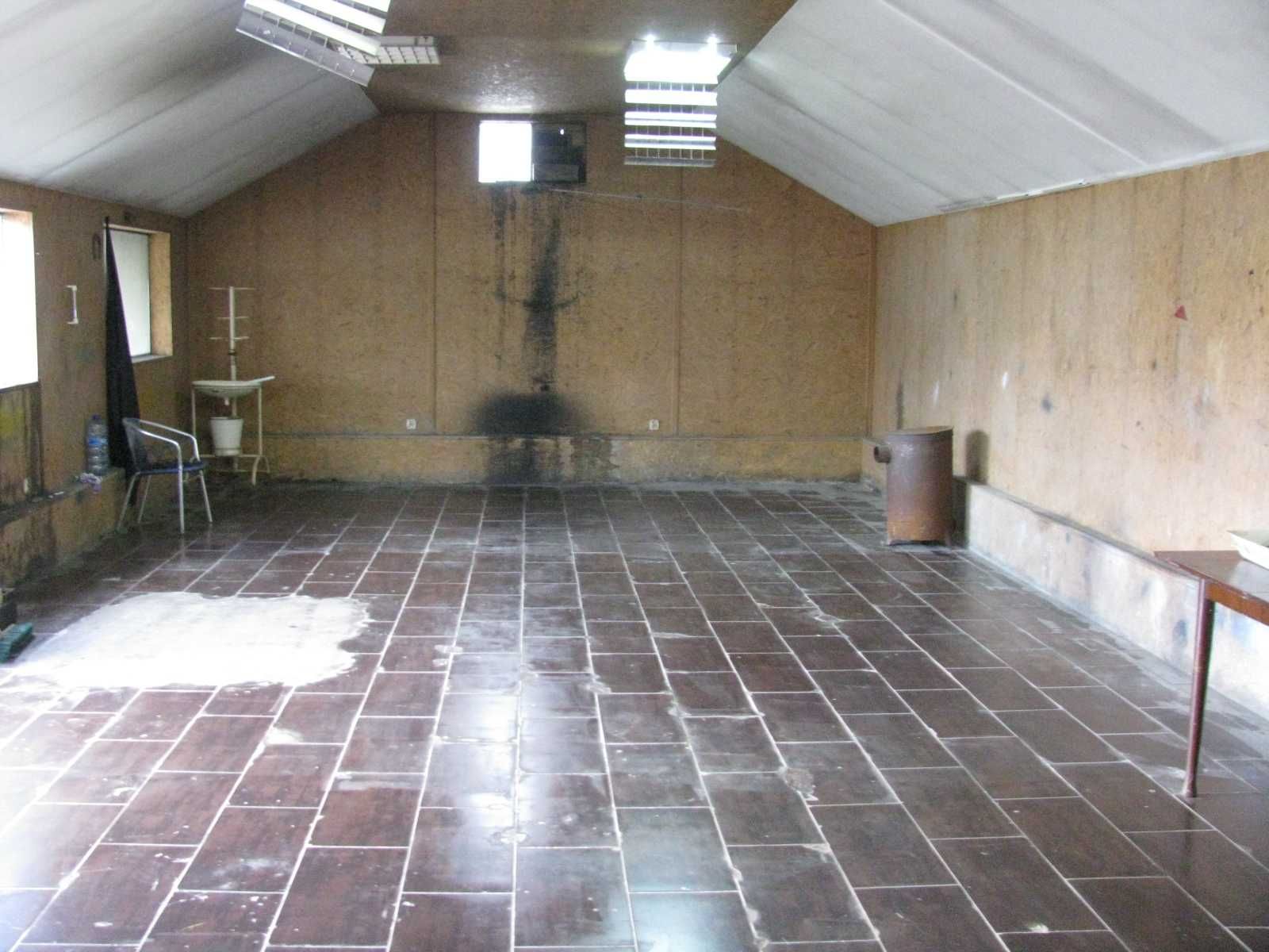 Mała hala magazynowa z budynkiem mieszkalno-biurowymi, działka 920m2
