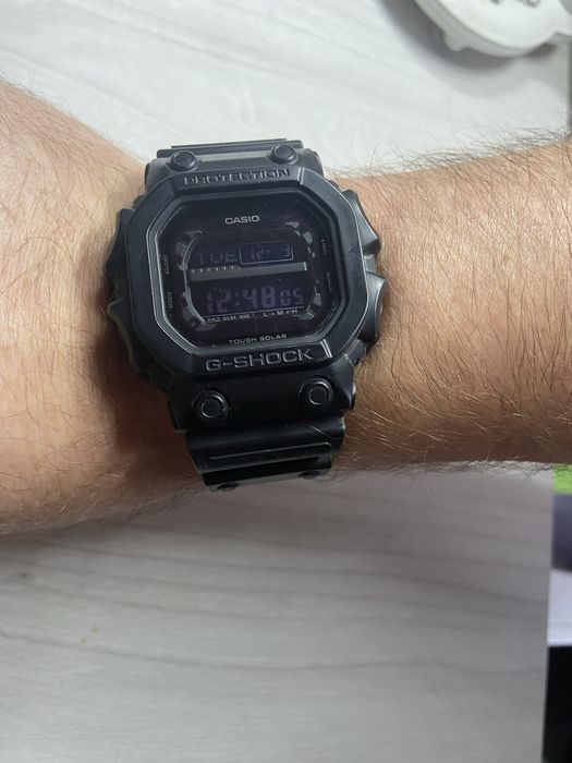 Чоловійчий годинник  CASIO-G-Shok б/у