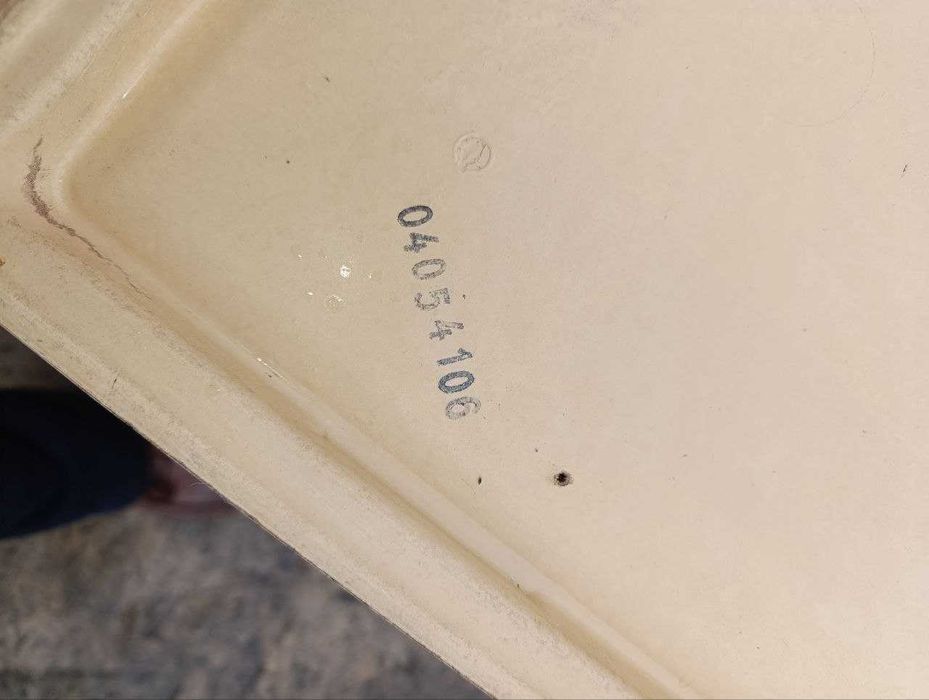 Стіл італійський Werzalit як новий