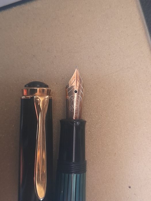 Caneta tinteiro Pelikan 400 verde vintage