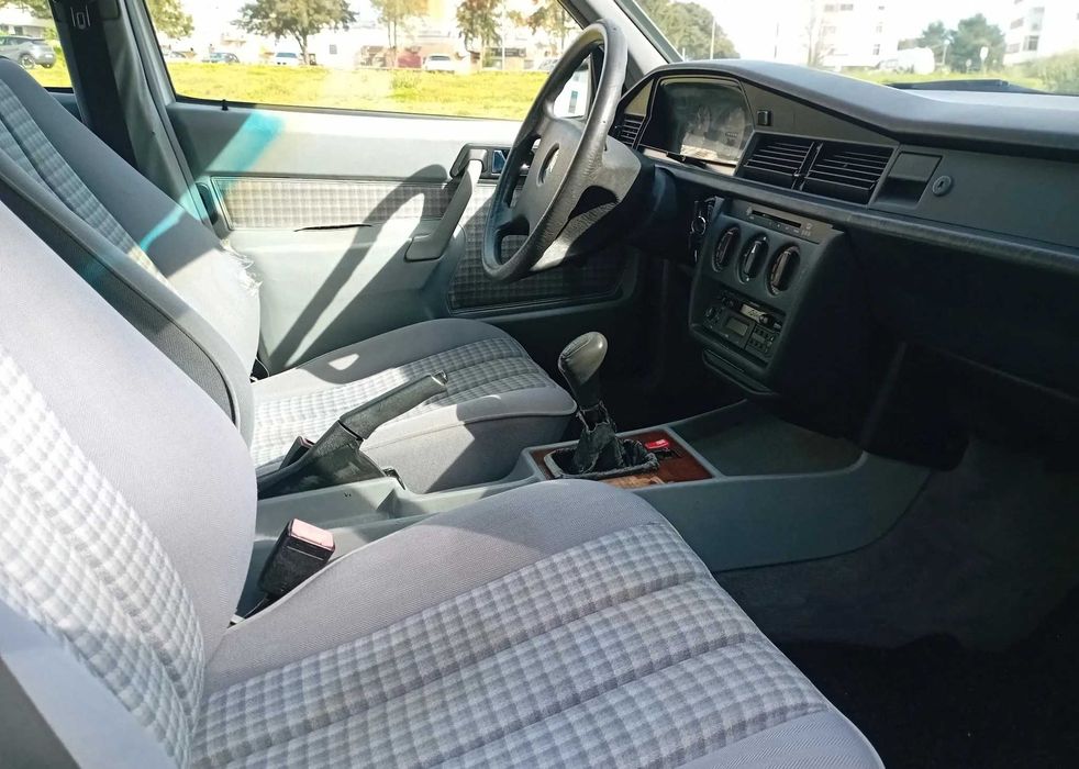 Mercedes Benz 190 D 2.0