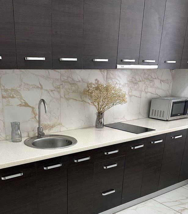 Продам квартиру студию (404002)