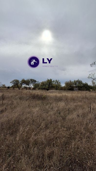 Продам земельну ділянку у Сурсько-Литовському