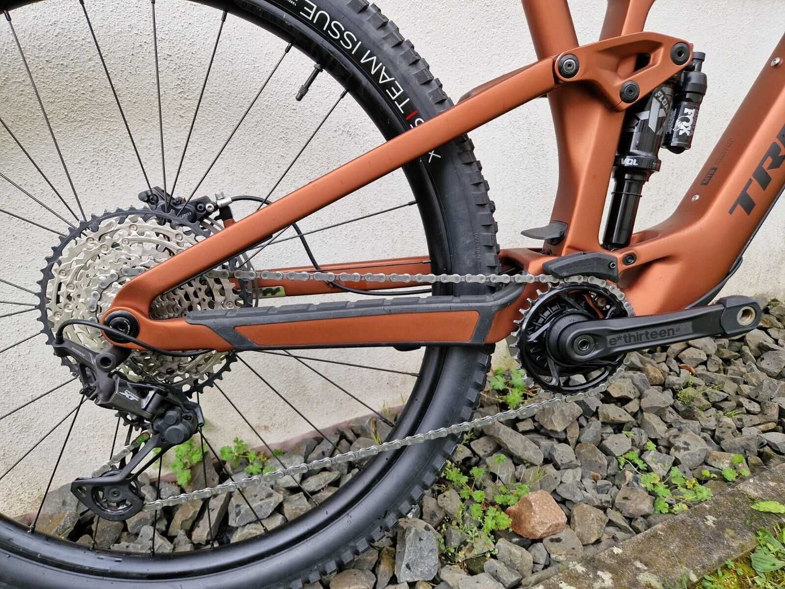 Trek Fuel Exe 9.7, Tamanho M, Bicicleta Elétrica Leve para Montanha TQ