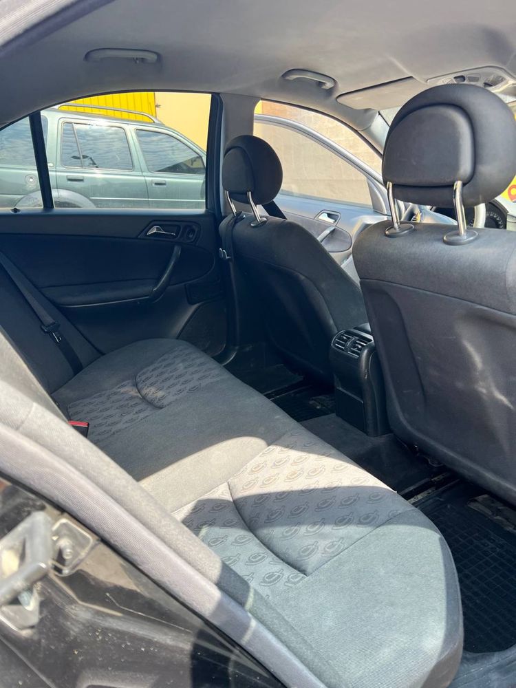 Mercedes-Benz C-Class 2002 W203