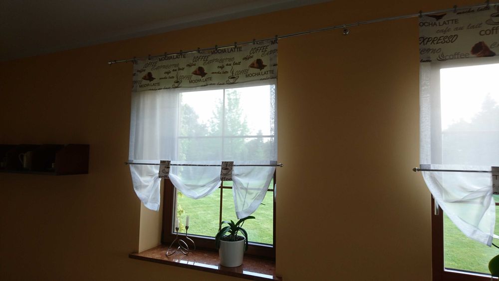 panele, roletki 3 szt, zasłona do kuchni