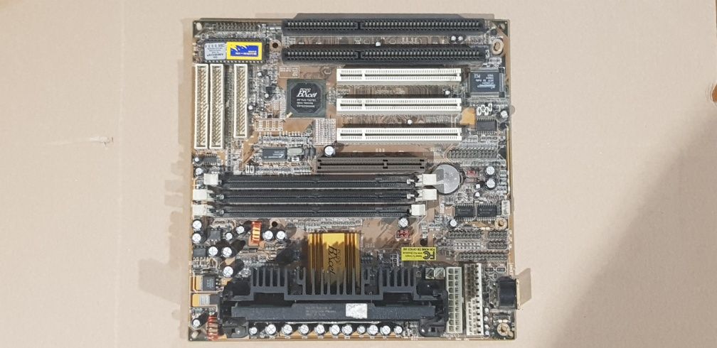 Motherboard BXcel PC100 + Processador CPU Pentium MMX 350mhz RETRO