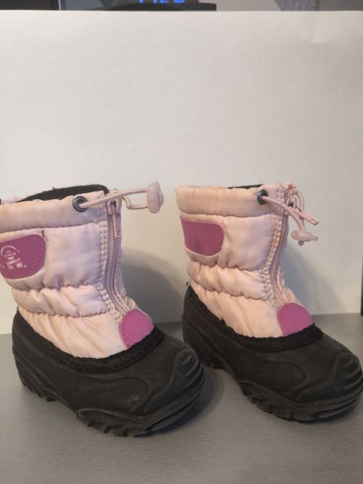 Сапожки Kamik на дівчинку 18 р.