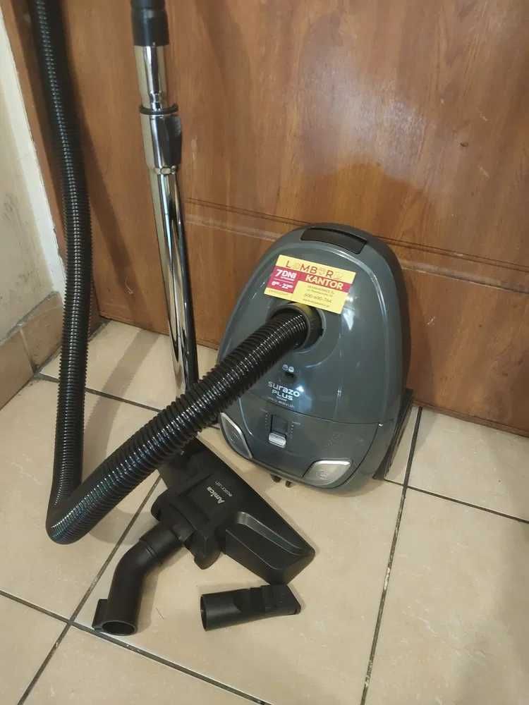 (197/N/24)Odkurzacz Amica VM 1150 Surazo Plus 900W