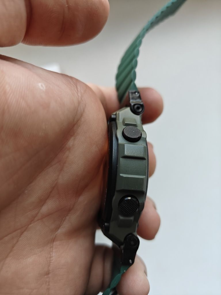 Продам amazfit t-rex