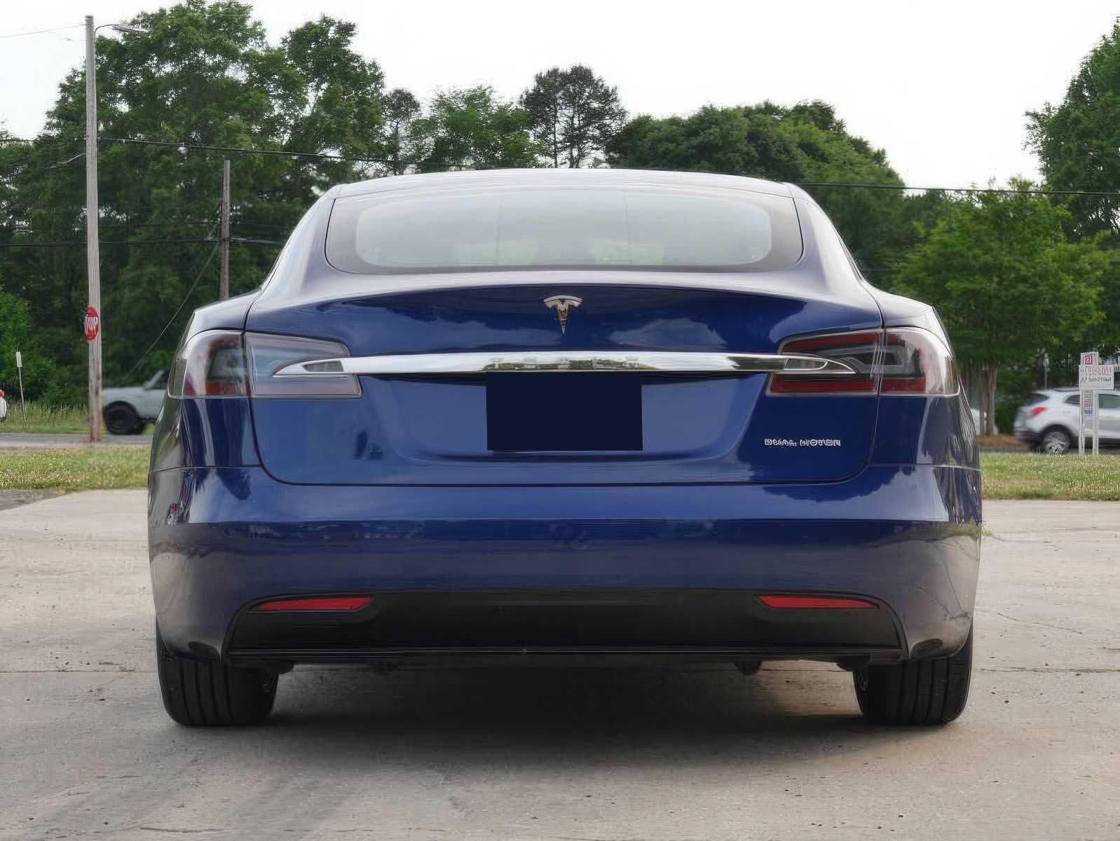 2020 Tesla Model S Long Range