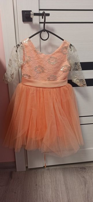 Плаття святкове в садок