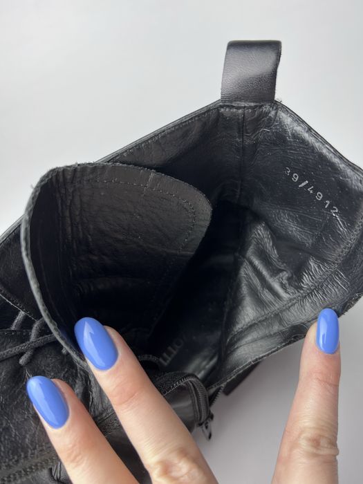 39р. Шкіряні італійські черевики Adele Dezotti