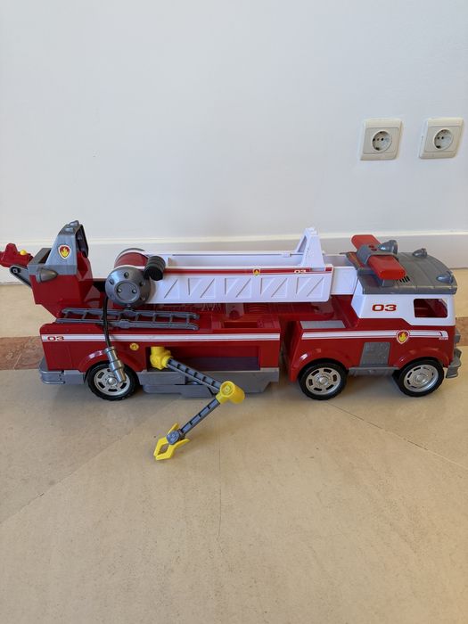 Camião Marshall Patrulha Pata