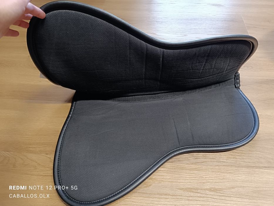 Podkładka pod siodło memory Kentucky, Equitex, brązowa