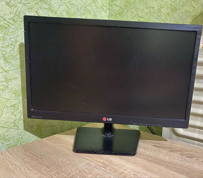 Компʼютер для офісу/навчання + монітор + клавіатура + мишка