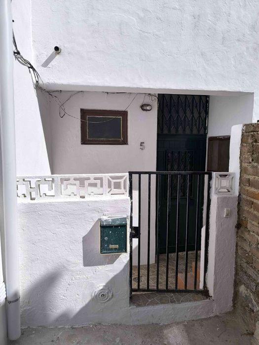 Vendo casa térrea em Beja