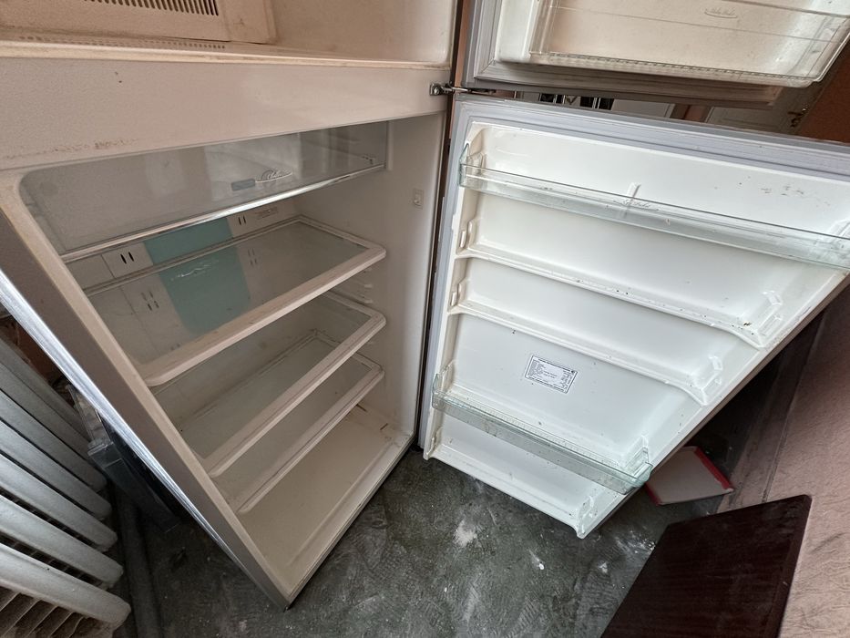 Холодильник Toshiba