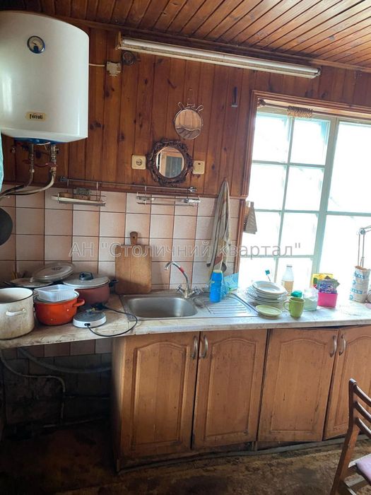 Продам дачу в садовому товаристві Жолудь.