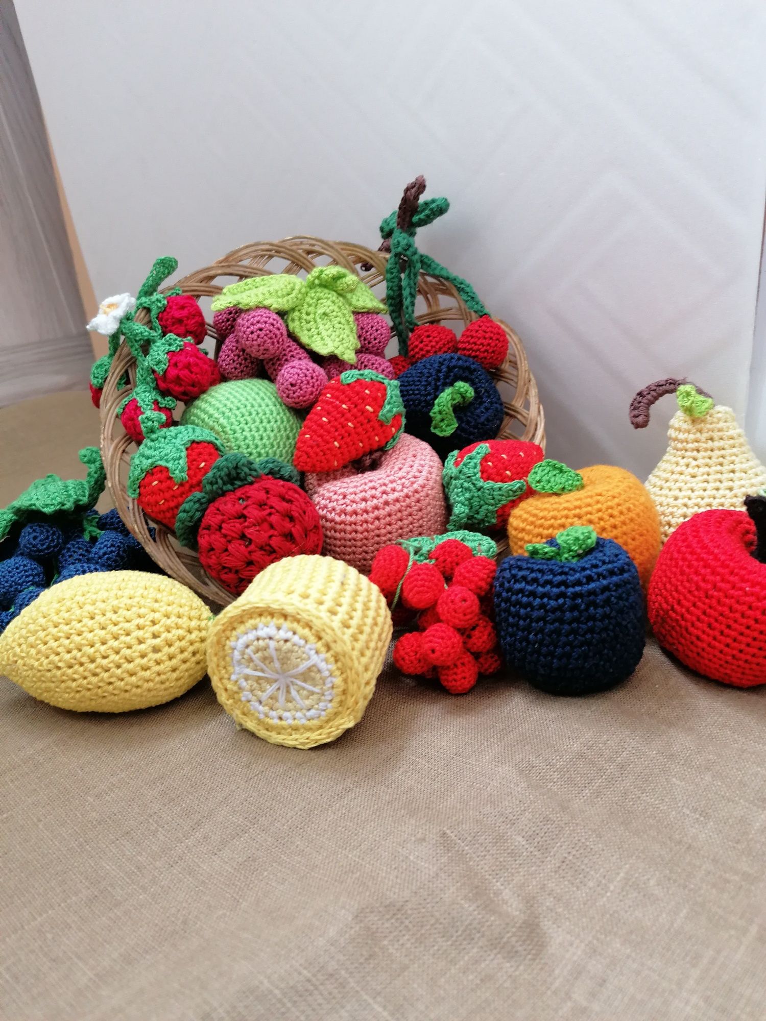 Вязаные игрушки фрукты овощи ягоды грибы