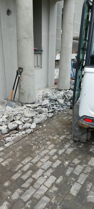 Wyburzenia/Kucie betonów/Rozbiórki/Wywóz gruzu/Roboty ziemne