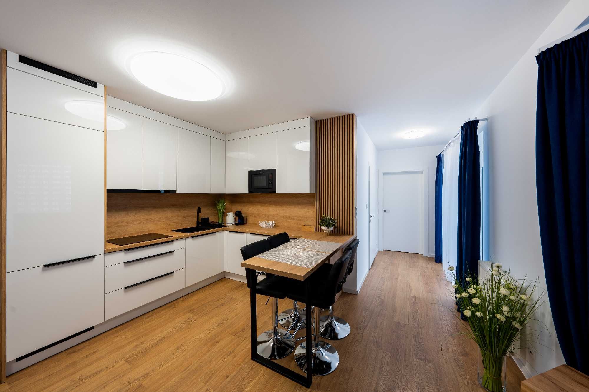 Azure-Apartament w Kołobrzegu,baseny zewnętrzne z podgrzewaną wodą