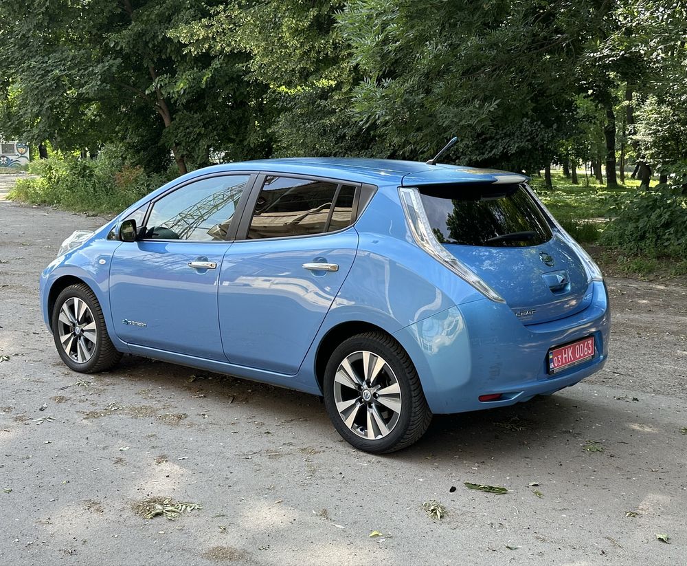 Nissan leaf 2013