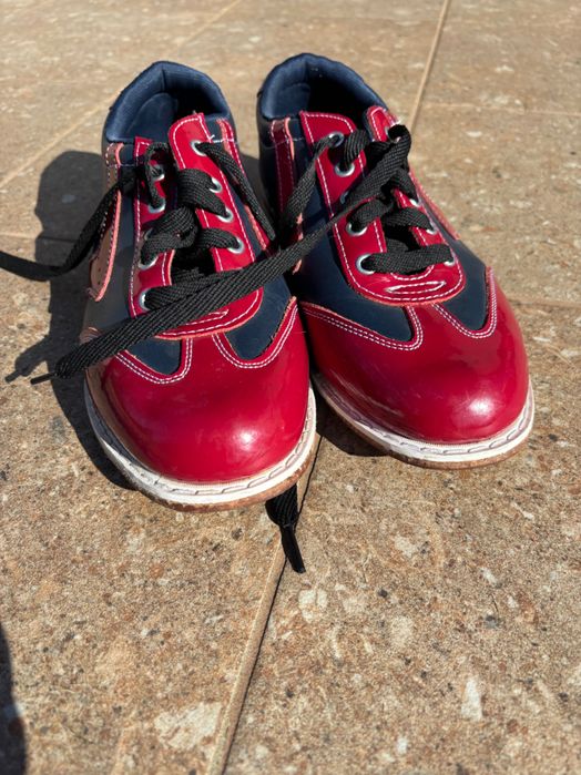 Profesjonalne buty do bowlingu Bowlio rozmiar 43, skóra