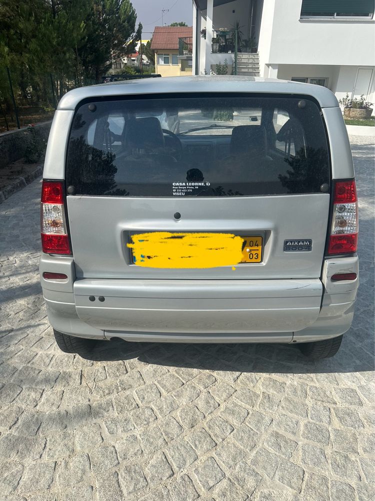 Vende se “ papa reformas “