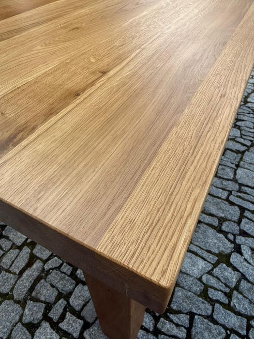 Sprzedam stół dębowy 160x100cm.