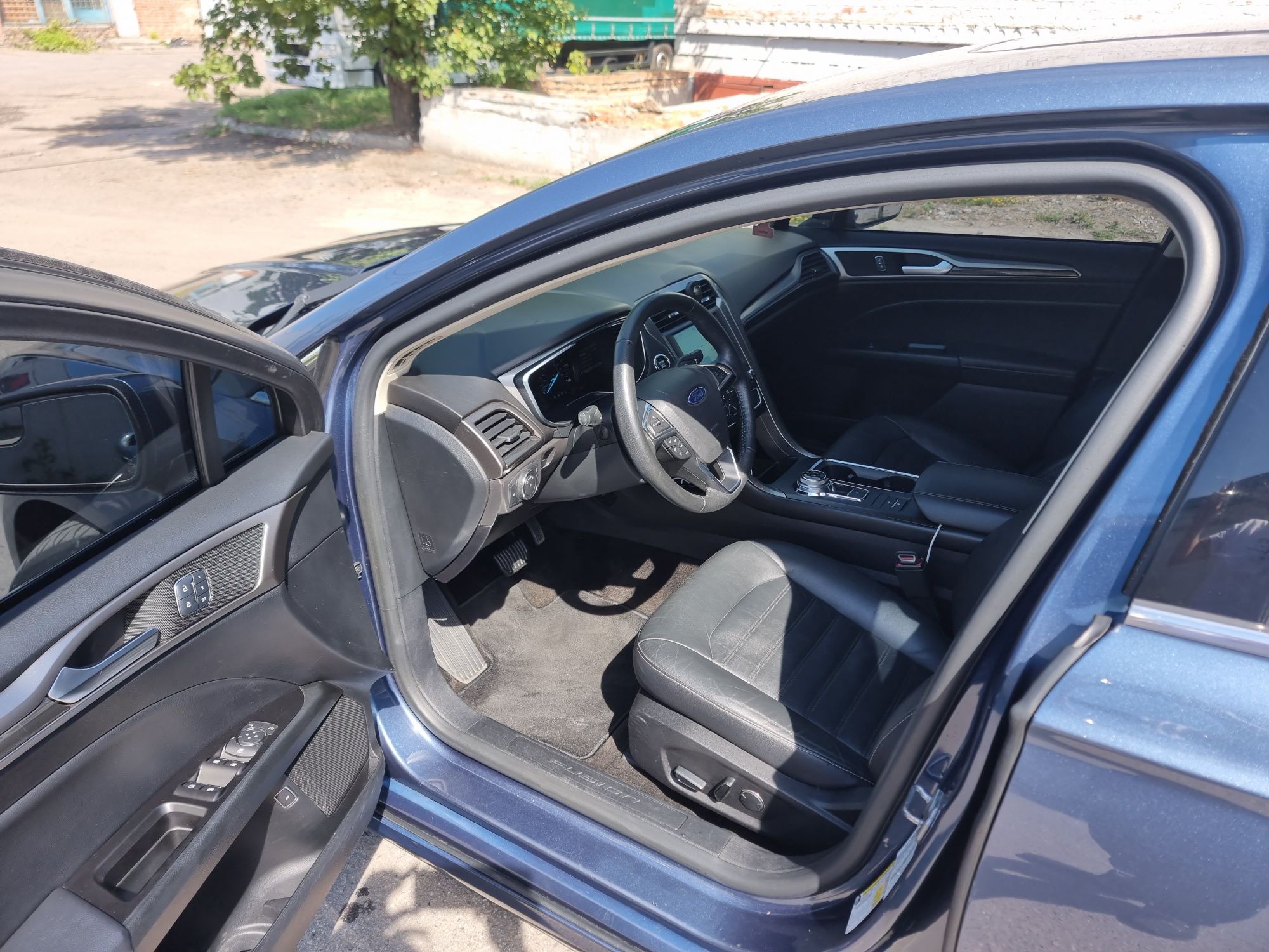 Ford Fuison Plugin hibrid
