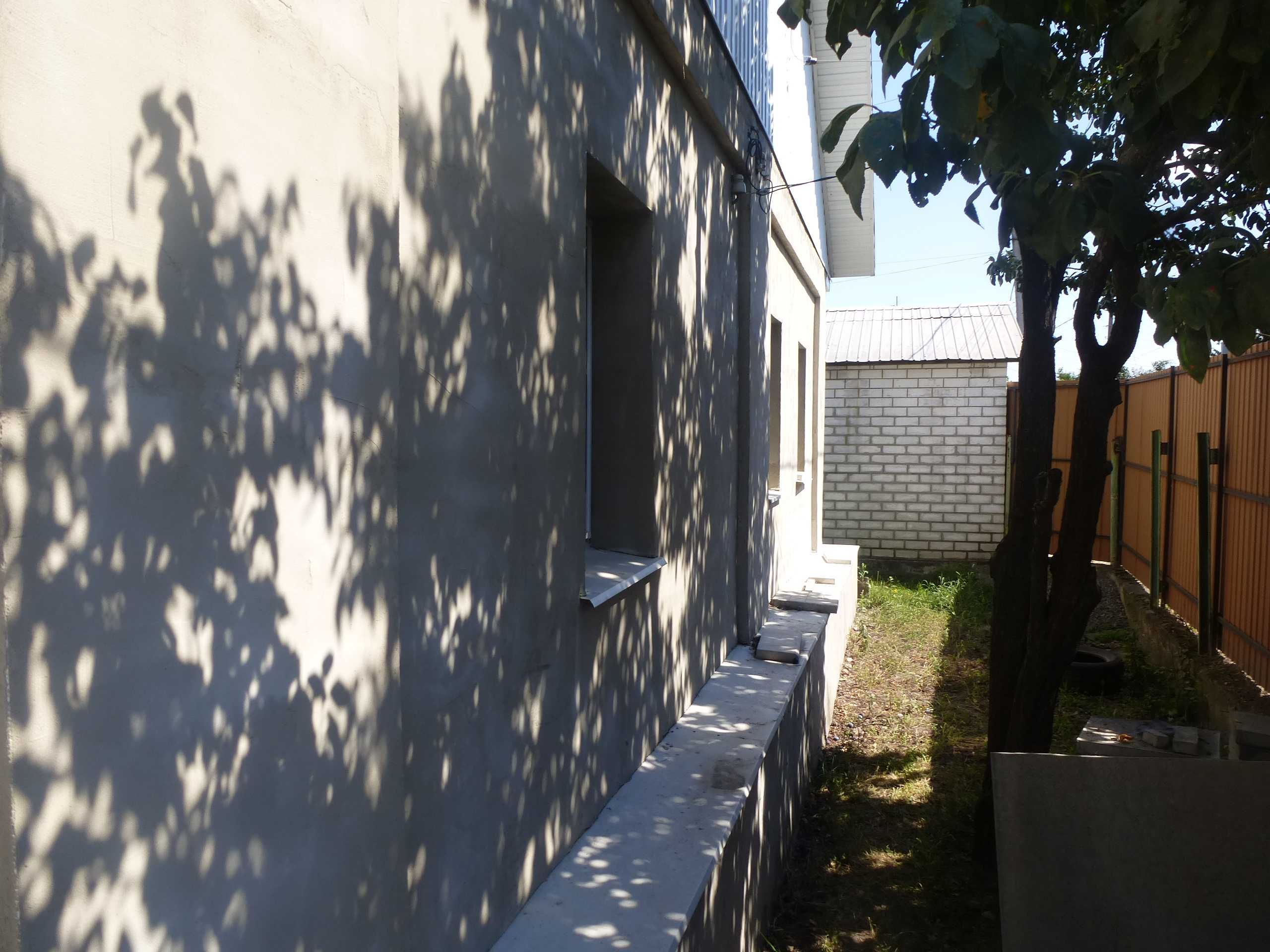 Продам будинок в м. Зміів