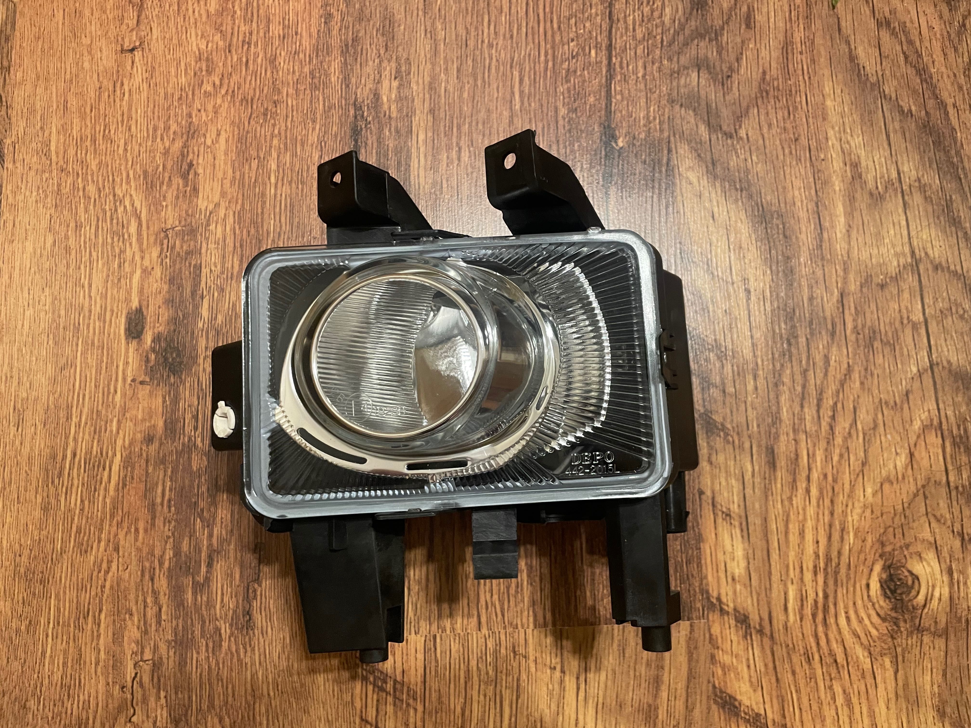 Halogen przeciwmgielny Opel Zafira