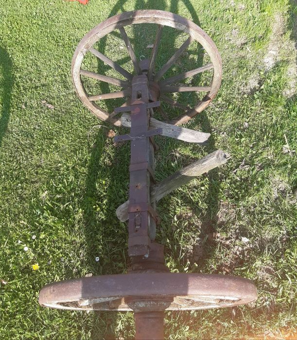 Stare drewniane koła