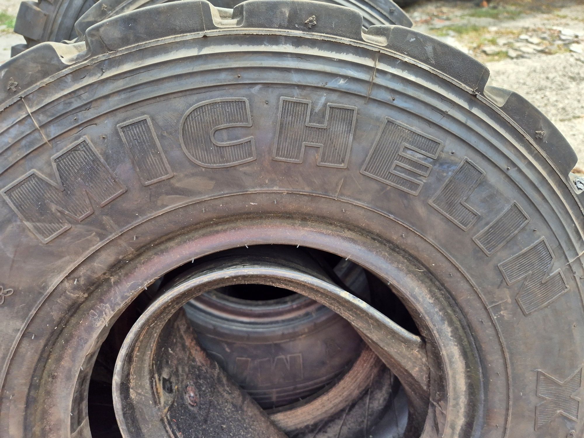 Opony 250/75r12  27x10r12