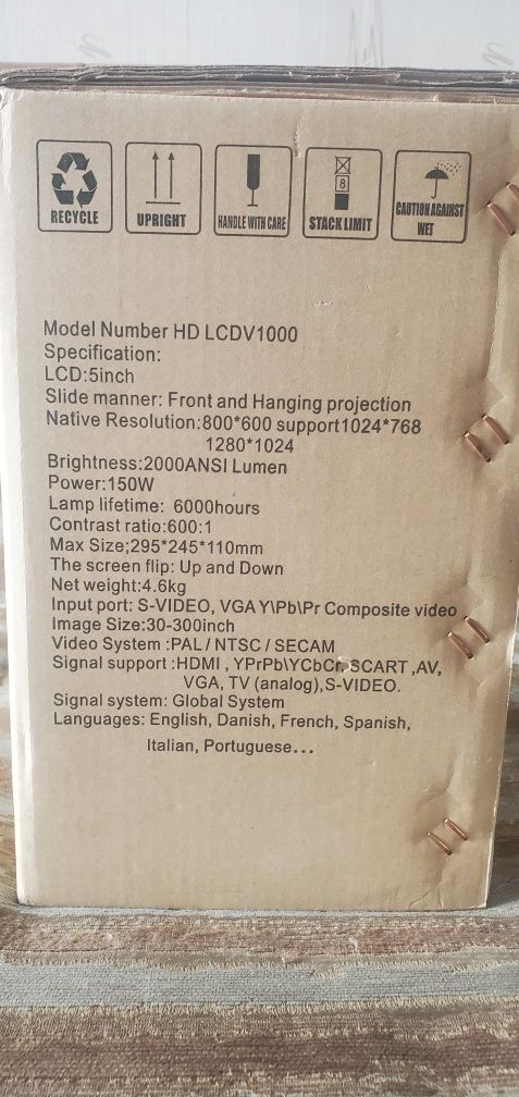 Проектор Verotronics V1000, LCD, 1024×768, 150W, 2000 lumen