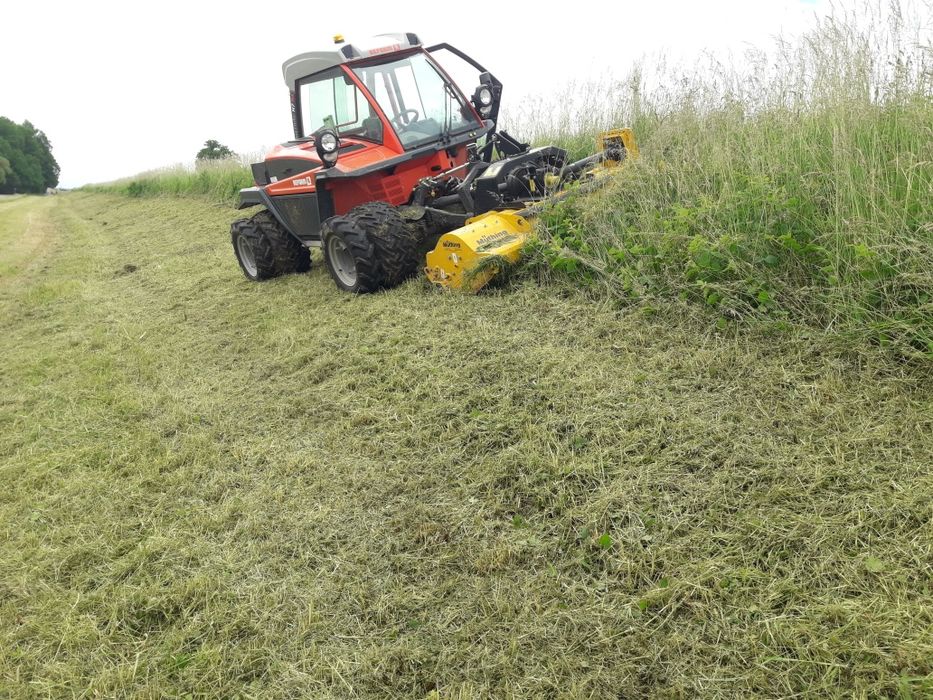 Koszenie rowów,łąk,wałów,Odśnieżanie