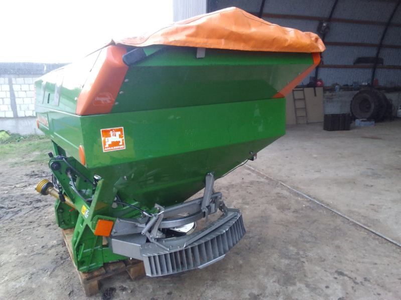 Rozsiewacz nawozów Amazone