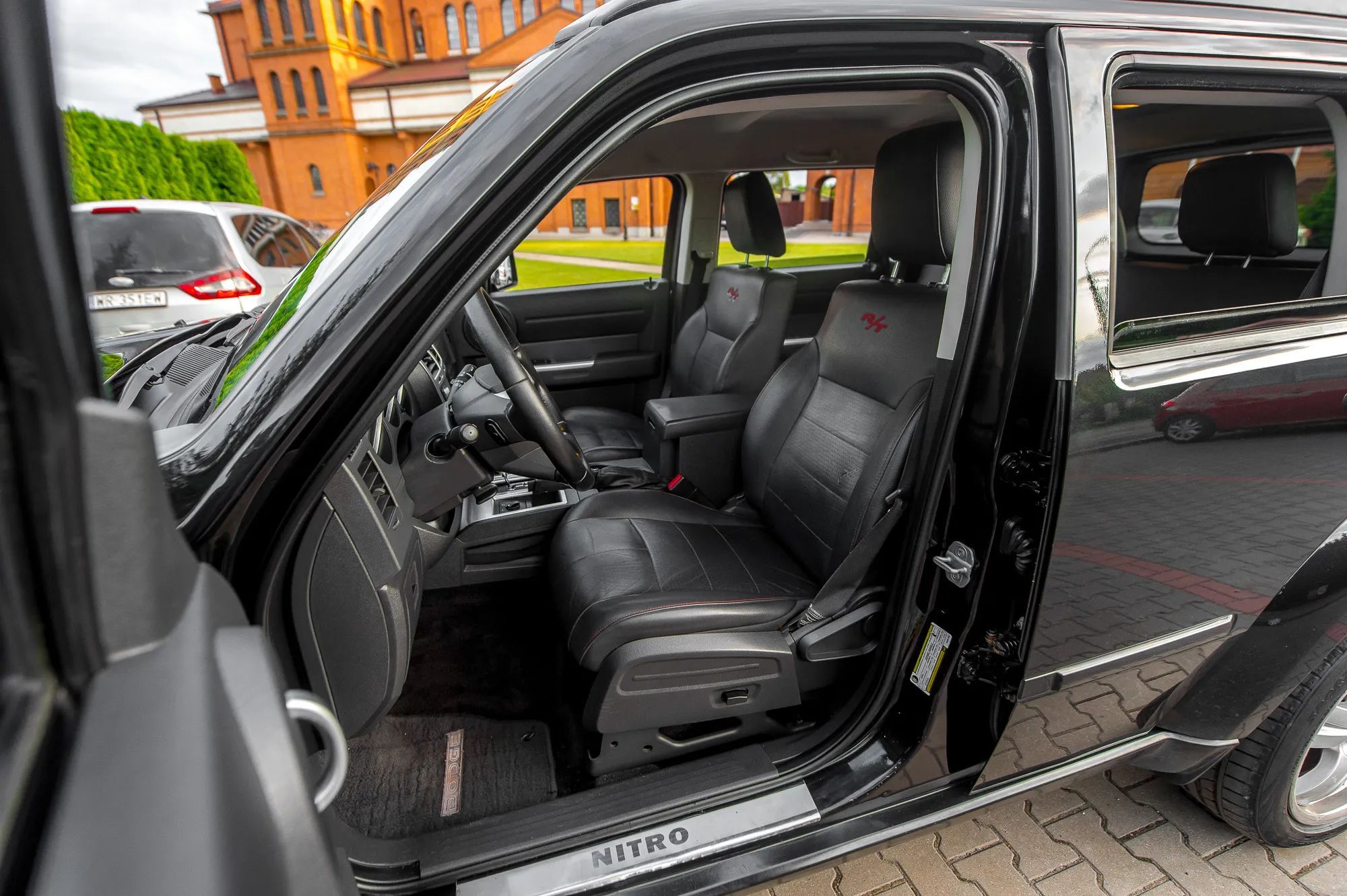 Dodge Nitro RT 2.8CRD 177KM 4x4