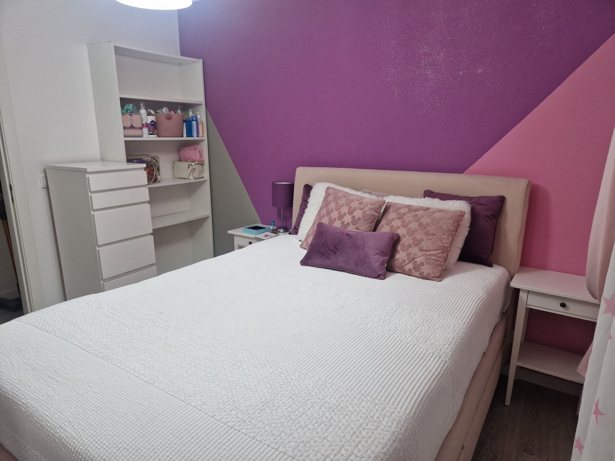 Quarto alugar senhora/menina