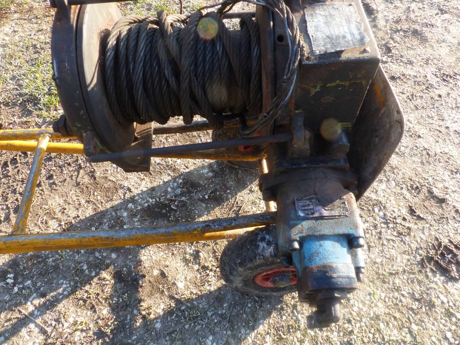 Wyciągarka  Ził-Gaz 66 BRDM Unimog wciągarka części reduktor star