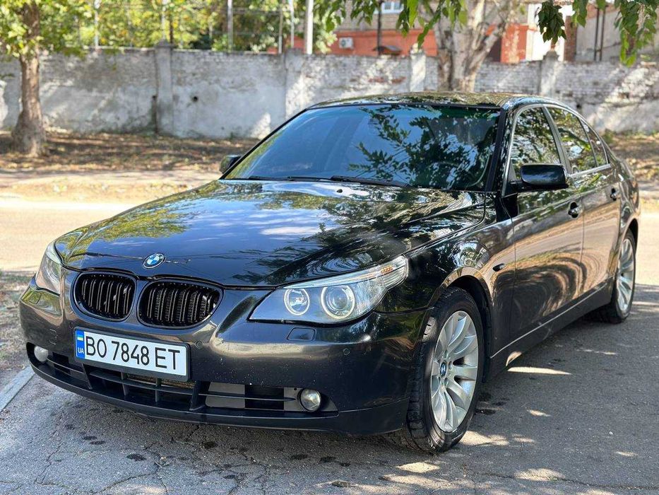 BMW e60  хороший стан