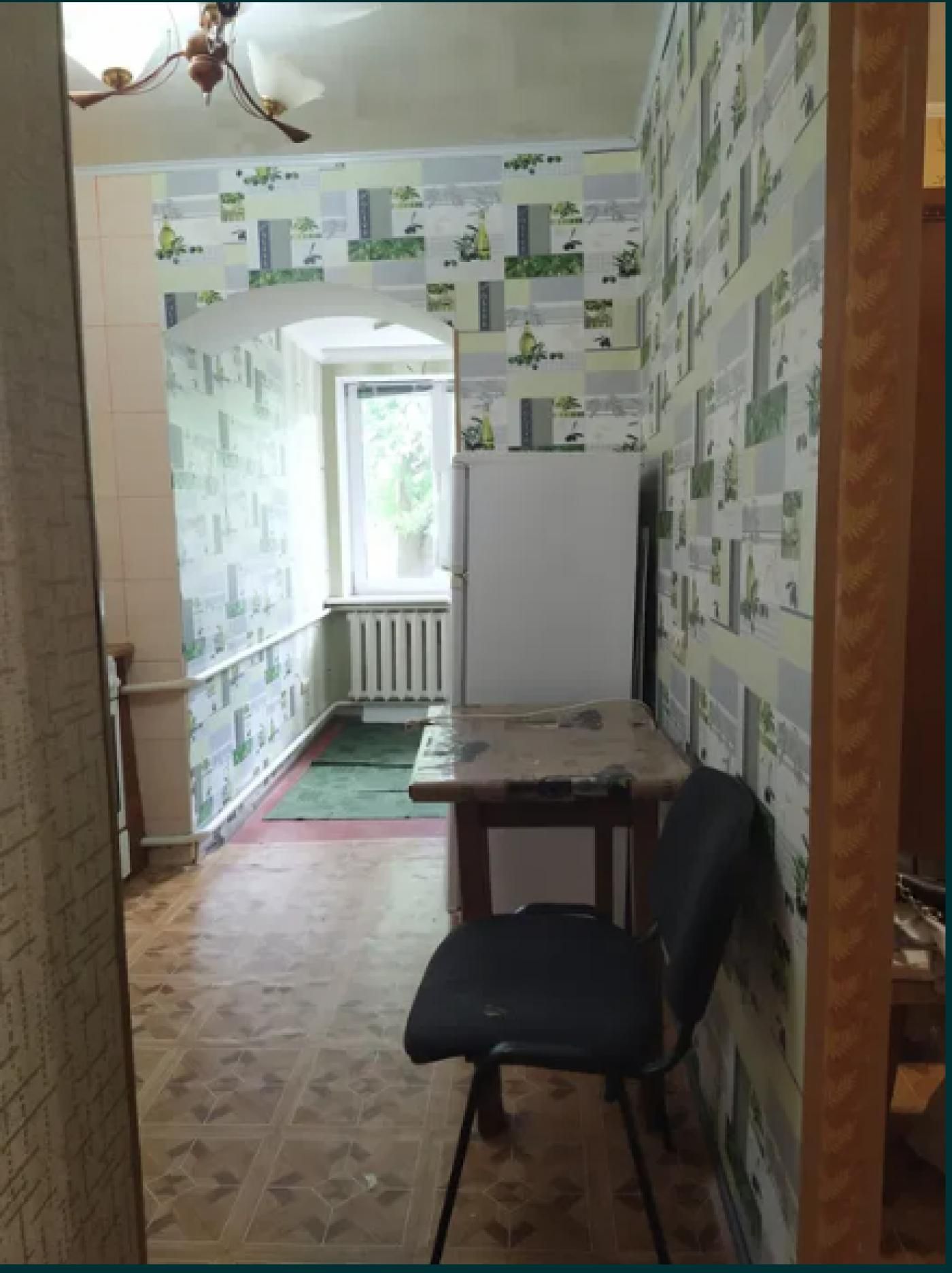 Продаж квартири в районі 5 школи / код 1690