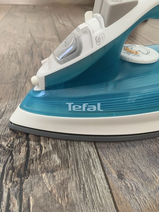 Утюг Tefal (FV3830)